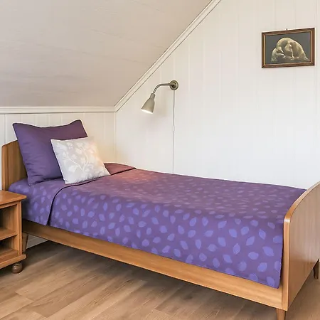 Der Ute By Interhome *