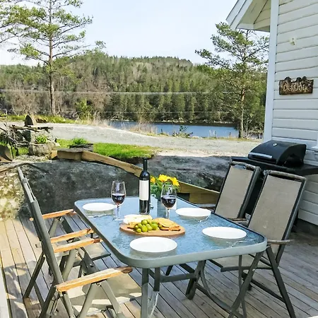 Der Ute By Interhome